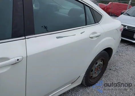 2011 Mazda Mazda6 I Sport из США, поврежденный, VIN 1YVHZ8BH7B5M17397